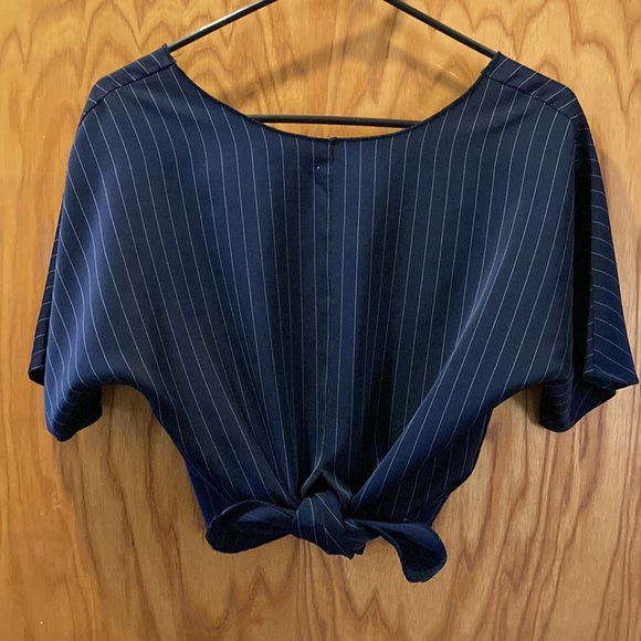 Mod Ref Urban chic crop top blouse - Picture 2 of 4